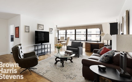 140 West End Avenue 17B, Upper West Side, NYC - 1 Bedrooms  
1 Bathrooms  
3.5 Rooms - 