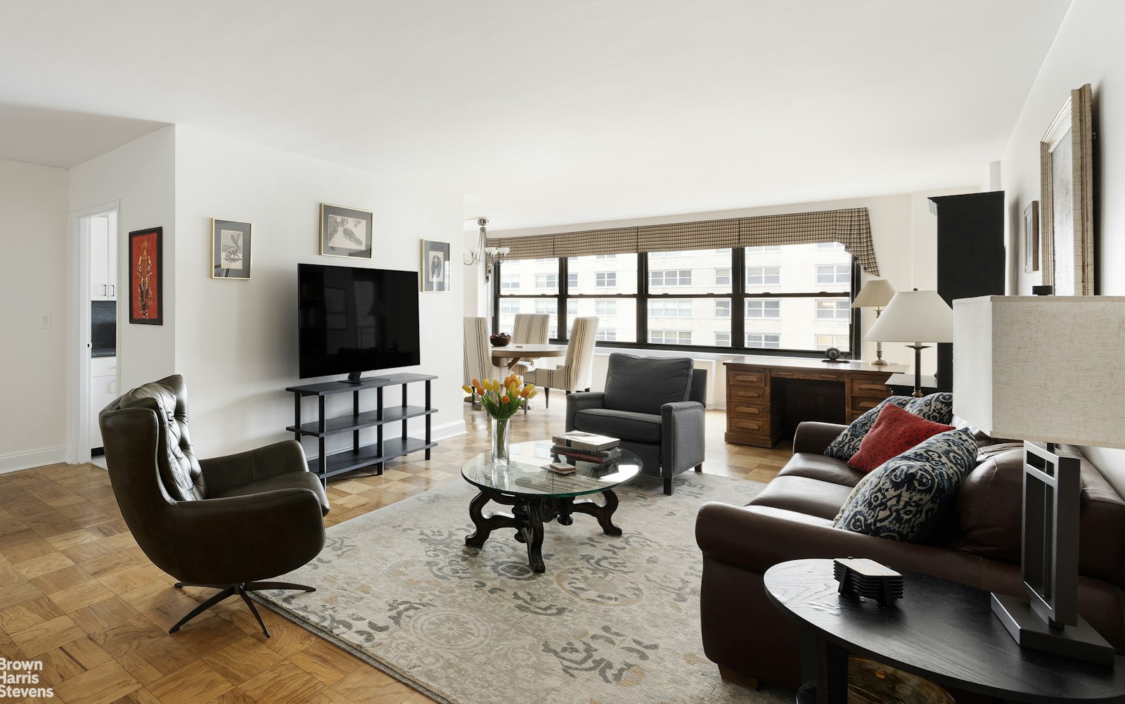 Photo 1 of 140 West End Avenue 17B, Upper West Side, NYC, $985,000, Web #: 23272132