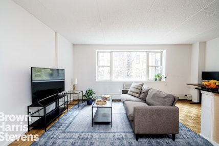 Rental Property at 301 Elizabeth Street 2B, Noho, NYC - Bedrooms: 1 
Bathrooms: 1 
Rooms: 3  - $4,675 MO.