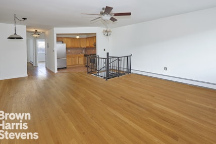 593 17th Street 1R, Windsor Terrace, Brooklyn, NY - 2 Bedrooms  
2 Bathrooms  
5 Rooms - 