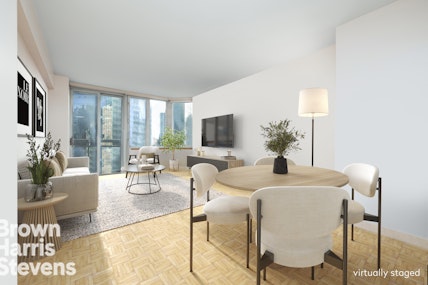 500 West 43rd Street 21C, Midtown West, NYC - 1 Bedrooms  
1 Bathrooms  
3 Rooms - 