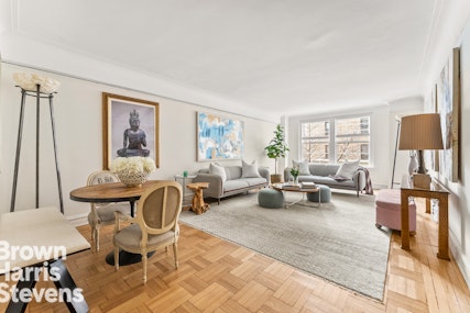 285 Riverside Drive 2C, Upper West Side, NYC - 3 Bedrooms  
3 Bathrooms  
6 Rooms - 