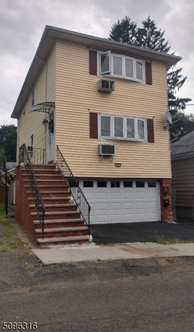 Photo 1 of 27 Emily Avenue 2, Union Township, New Jersey, $1,900, Web #: 23277275