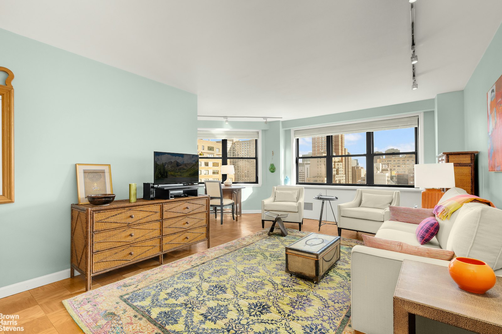 Photo 1 of 330 Third Avenue 17D, Gramercy Park, NYC, $3,500, Web #: 23279217