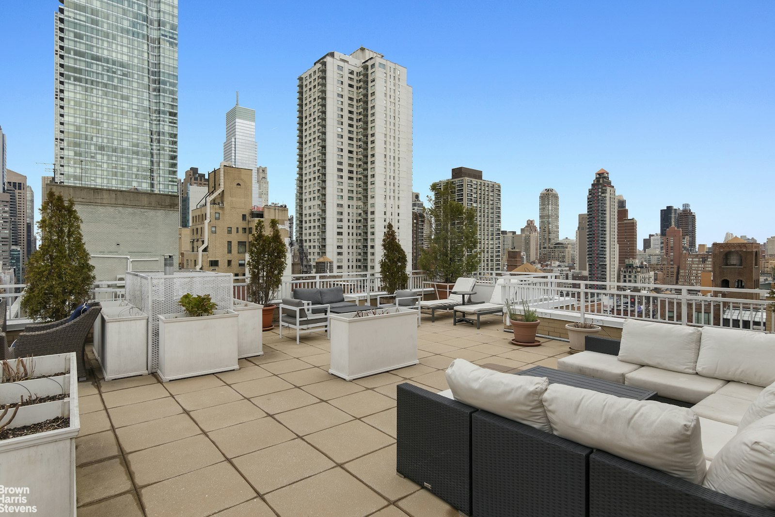 345 East 56th Street 15B Sutton Place New York NY 10022