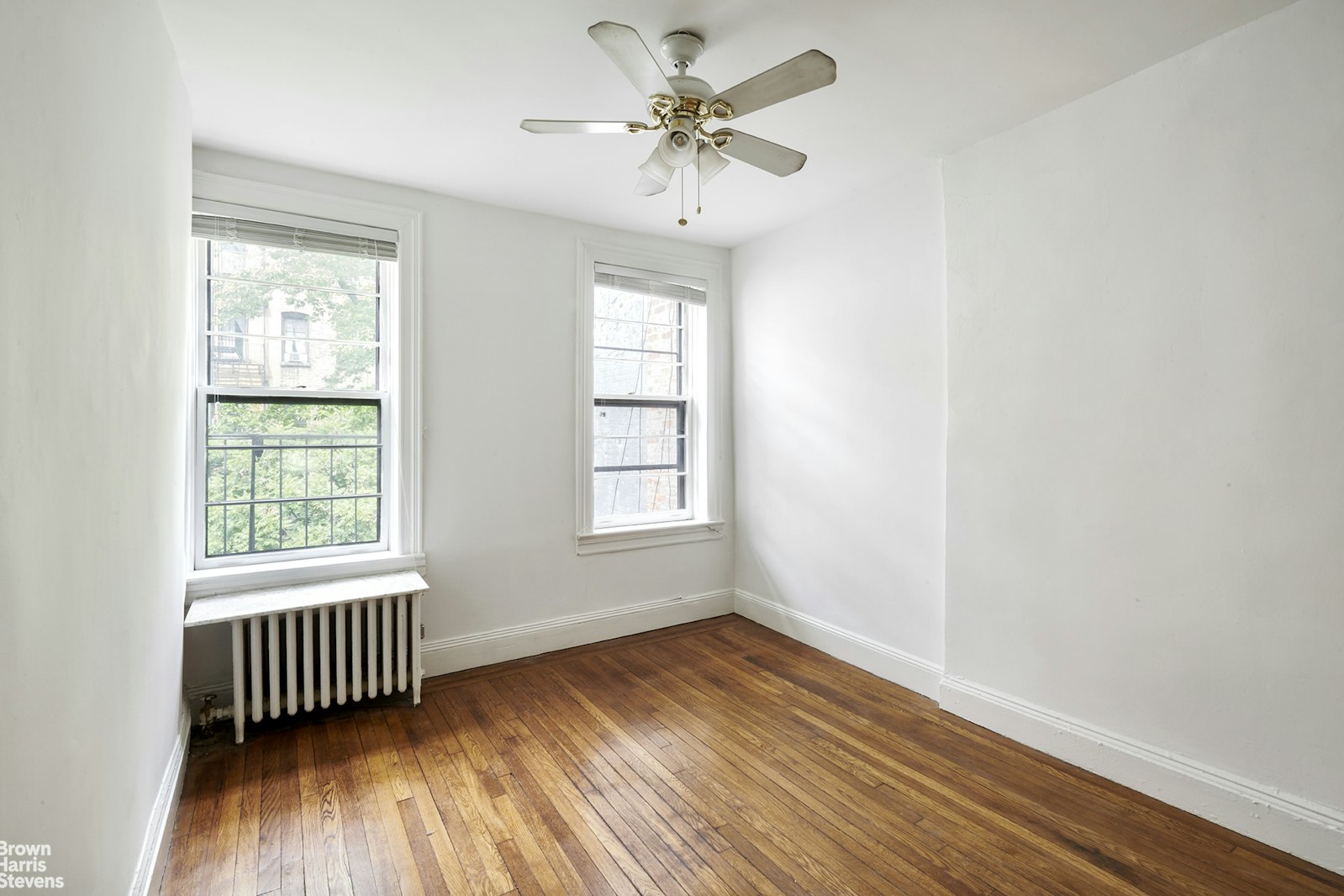 Photo 1 of 453 West 56th Street 4B, Midtown West, NYC, $3,000, Web #: 23280487