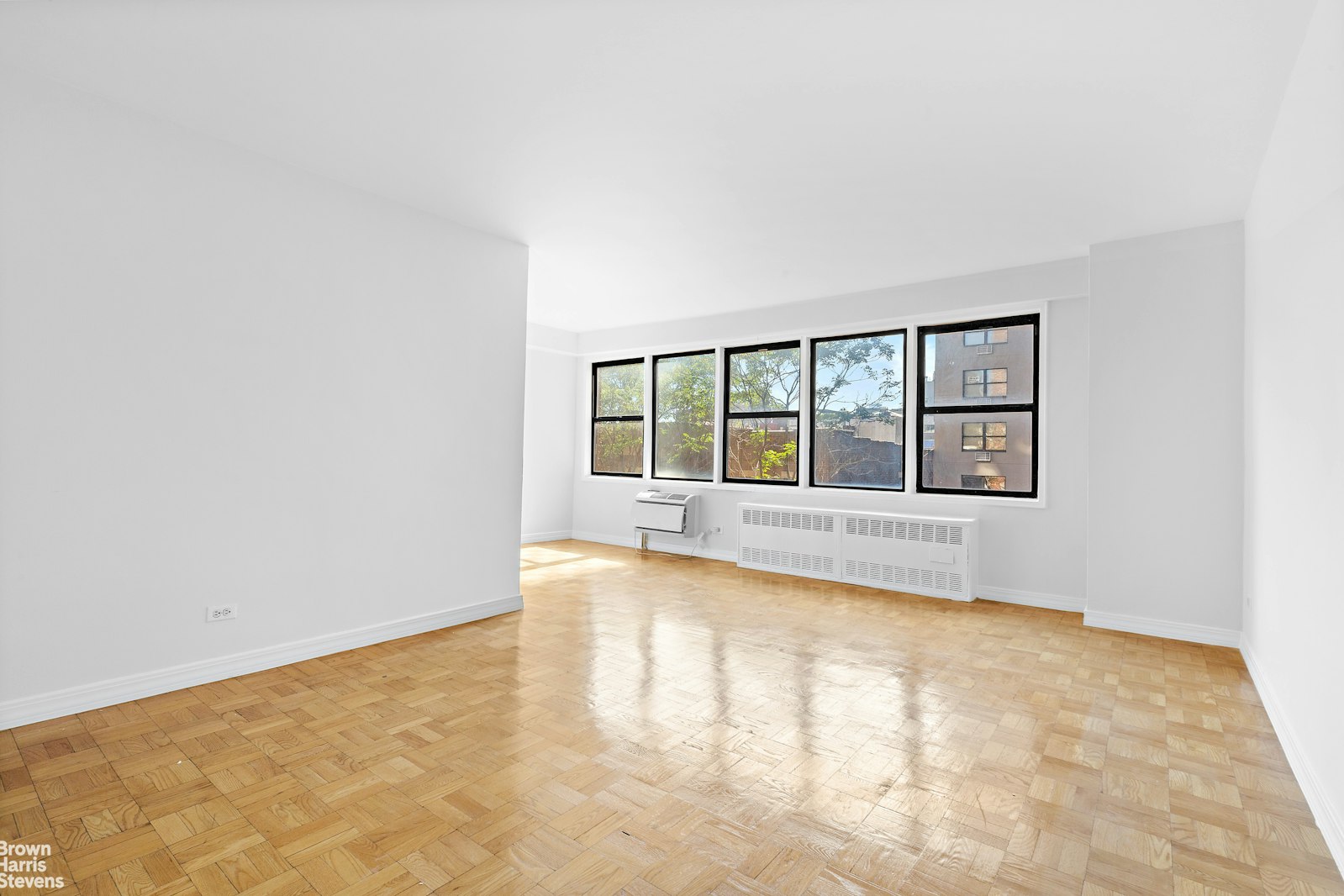200 East 15th Street, #7O