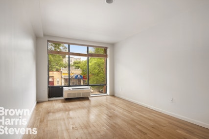 239 West 135th Street 2A, Upper Manhattan, NYC - 1 Bedrooms  
1.5 Bathrooms  
3 Rooms - 