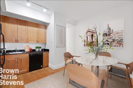 Wall Street, Financial District, NYC - 1 Bedrooms  
1 Bathrooms  
3.5 Rooms - 