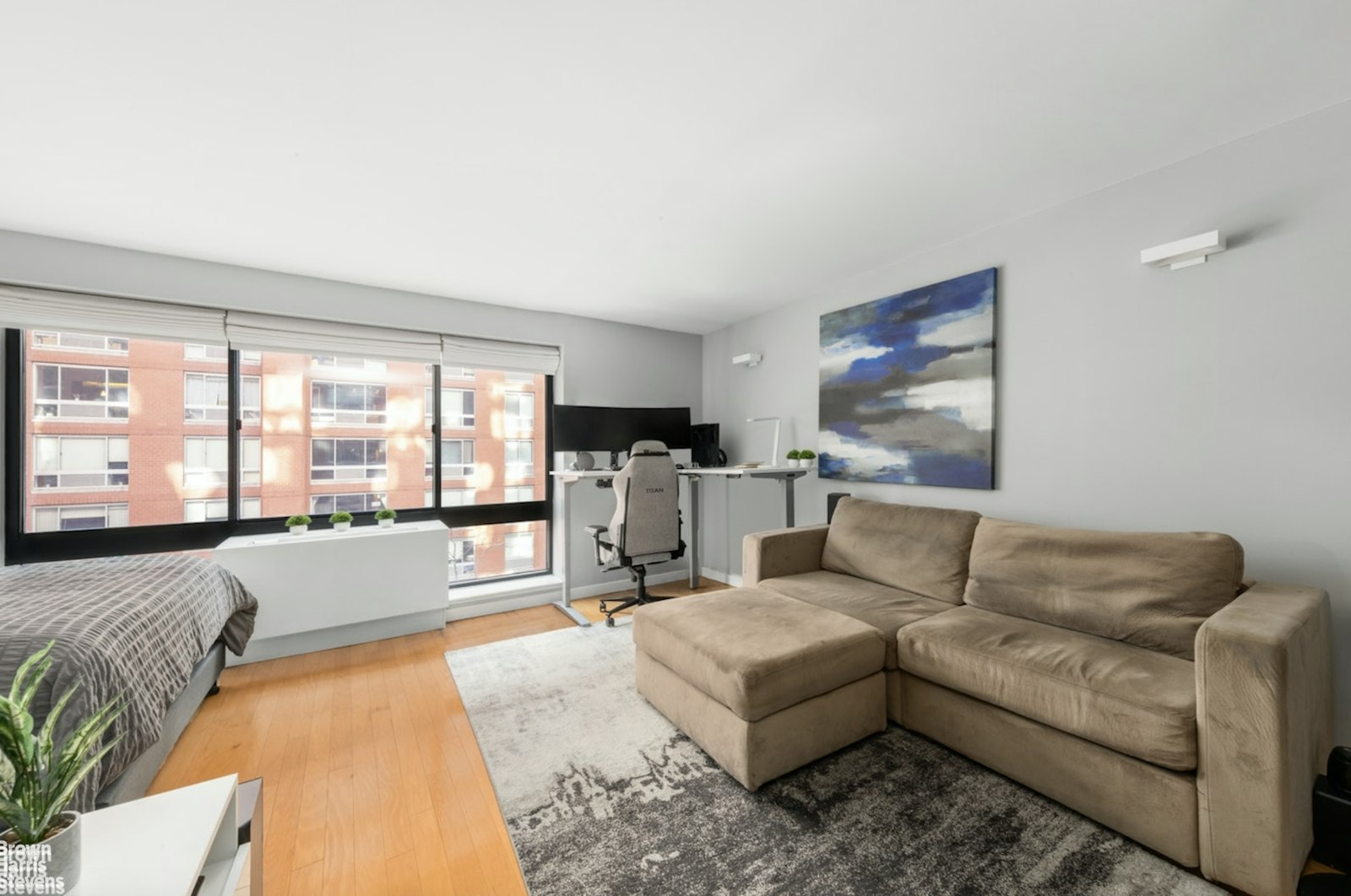 Photo 1 of 555 West 23rd Street N6c, Chelsea, NYC, $3,750, Web #: 23288849