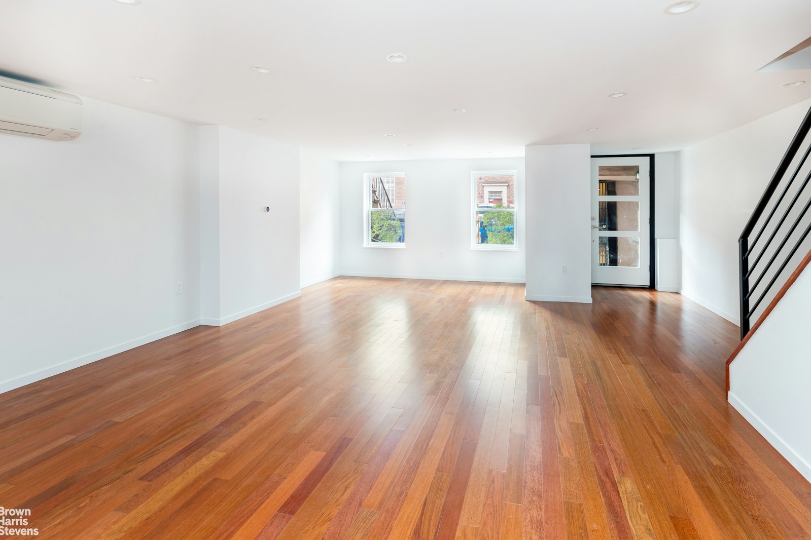 Photo 1 of 421 Union Street, Carroll Gardens, Brooklyn, NY, $6,995, Web #: 23290096