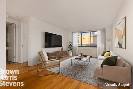 Property for Sale at 515 East 72nd Street 4A, Upper East Side, NYC - Bedrooms: 1 
Bathrooms: 1 
Rooms: 3  - $939,999