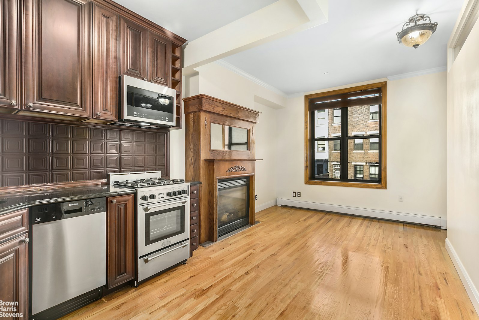 Photo 1 of 235 West 137th Street, Harlem, NYC, $2,895, Web #: 23291617