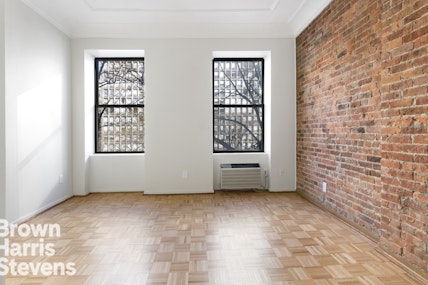 326 East 30th Street 3, Gramercy Park, NYC - 2 Bedrooms  
1 Bathrooms  
4 Rooms - 