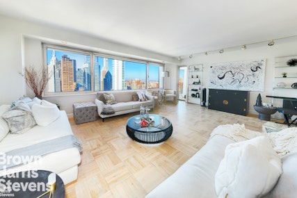 303 East 57th Street 32C, Midtown East, NYC - 1 Bedrooms  
1.5 Bathrooms  
3.5 Rooms - 