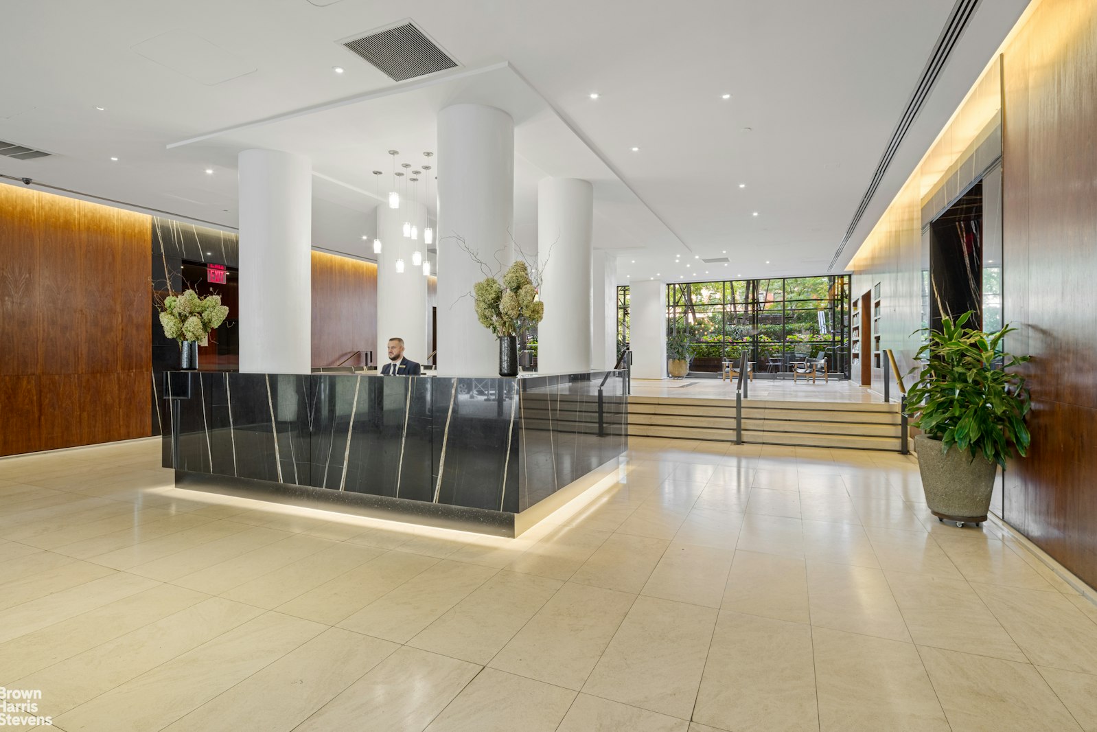 515 East 72nd Street, #3Q