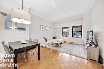 Property for Sale at 350 East 82nd Street 2B, Upper East Side, NYC - Bedrooms: 1 
Bathrooms: 1 
Rooms: 3  - $895,000