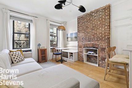 218 East 82nd Street 3Fe, Upper East Side, NYC - 1 Bedrooms  
1 Bathrooms  
3 Rooms - 