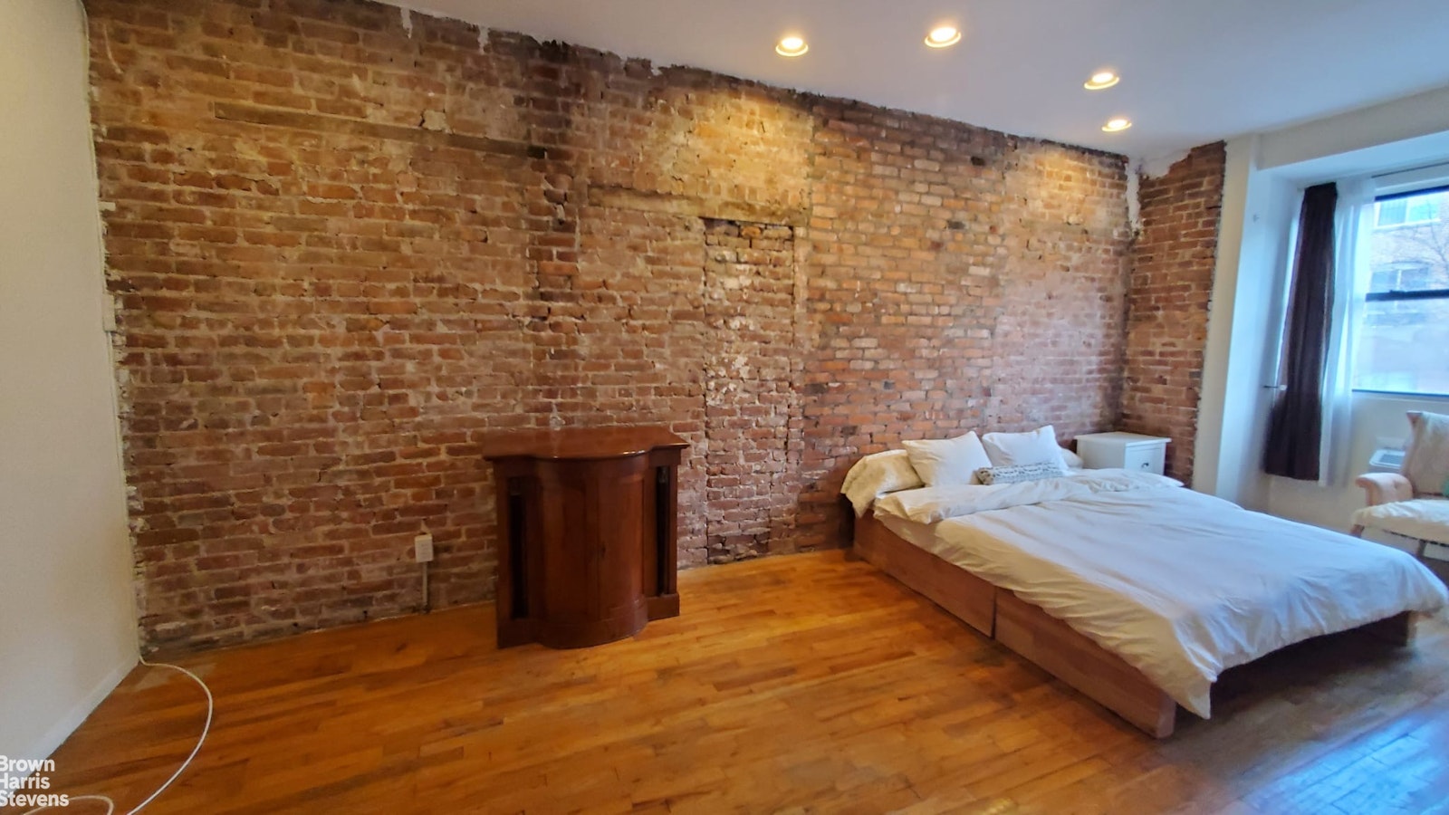 Photo 1 of 402 7th Avenue 3D, Park Slope, Brooklyn, NY, $2,300, Web #: 23318493