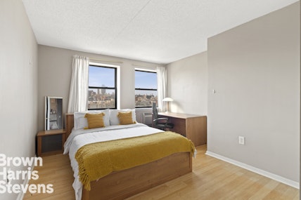 130 Lenox Avenue, Upper Manhattan, NYC - 3 Bedrooms  
2 Bathrooms  
4 Rooms - 