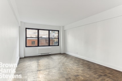 140 East 56th Street 15G, Midtown East, NYC - 1 Bedrooms  
1 Bathrooms  
3.5 Rooms - 