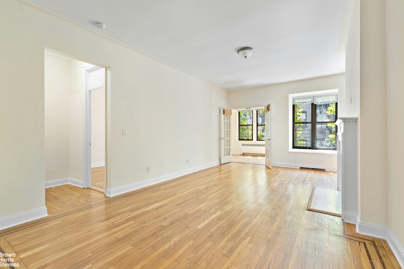 Photo 1 of 530 East 88th Street 3E, Upper East Side, NYC, $4,850, Web #: 23324110