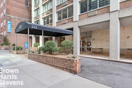 333 East 45th Street 24D, Midtown East, NYC - 1 Bedrooms  
1 Bathrooms  
3 Rooms - 