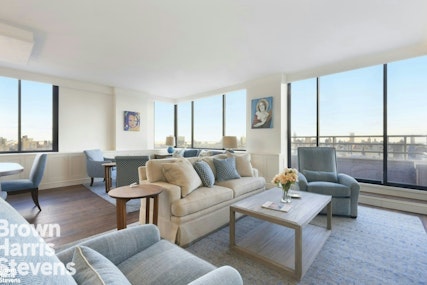 101 West 79th Street 29C, Upper West Side, NYC - 2 Bedrooms  
3 Bathrooms  
5.5 Rooms - 