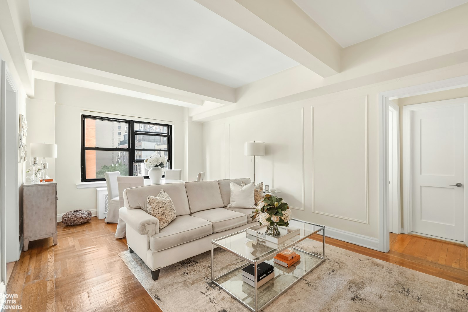 Photo 1 of 245 East 72nd Street, Upper East Side, NYC, $825,000, Web #: 23336226