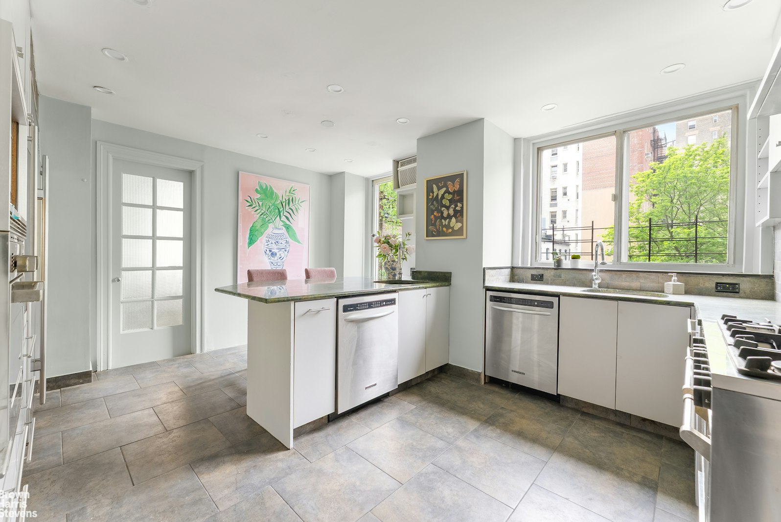 607 West End Avenue Upper West Side New York NY 10024