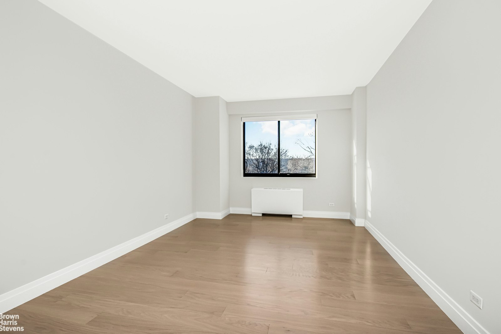 321 East 54th Street 1B Sutton Place New York NY 10022