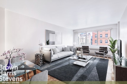 430 West 34th Street 9H, Midtown West, NYC - 1 Bedrooms  
1 Bathrooms  
3 Rooms - 