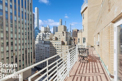 Property for Sale at 205 East 63rd Street 18C, Upper East Side, NYC - Bedrooms: 1 
Bathrooms: 2 
Rooms: 3.5 - $635,000