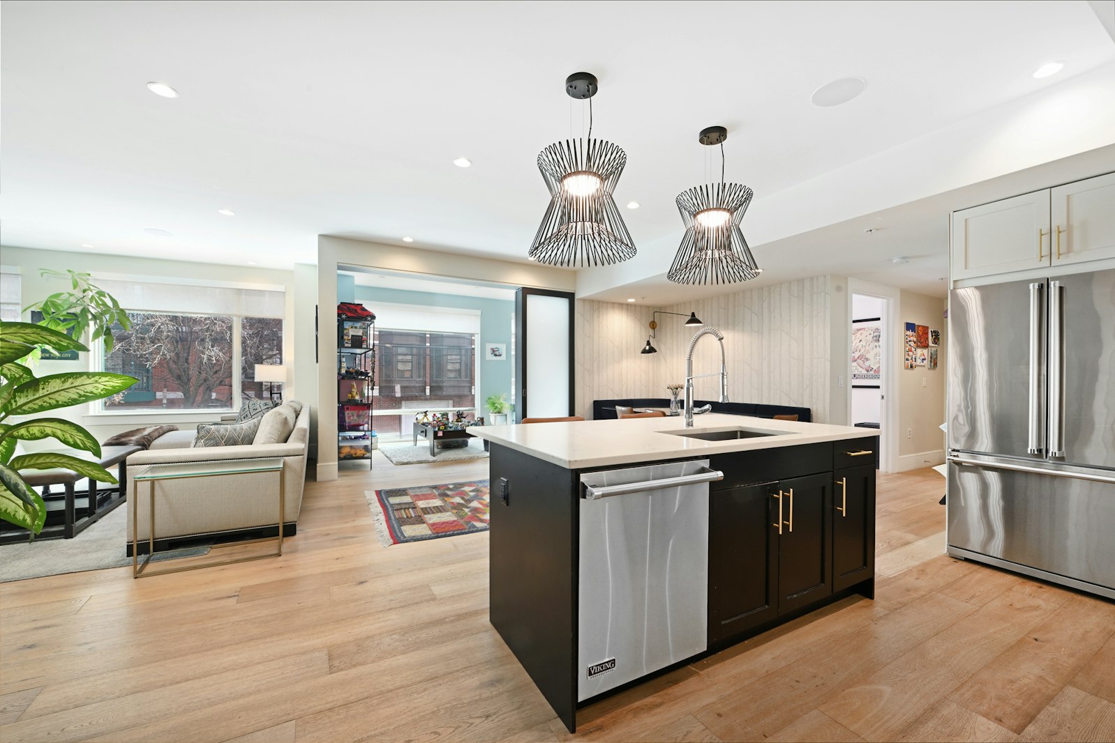 Photo 1 of 722 Jefferson Street 2B, Hoboken, New Jersey, $1,650,000, Web #: 23340345