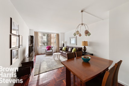 2373 Broadway 935, Upper West Side, NYC - 1 Bedrooms  
1 Bathrooms  
3 Rooms - 