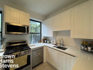 239 Ashland Place 1, Fort Greene, Brooklyn, NY - 2 Bedrooms  
1.5 Bathrooms  
4 Rooms - 