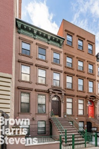 6 West 127th Street, Upper Manhattan, NYC - 4 Bedrooms  
4.5 Bathrooms  
11 Rooms - 