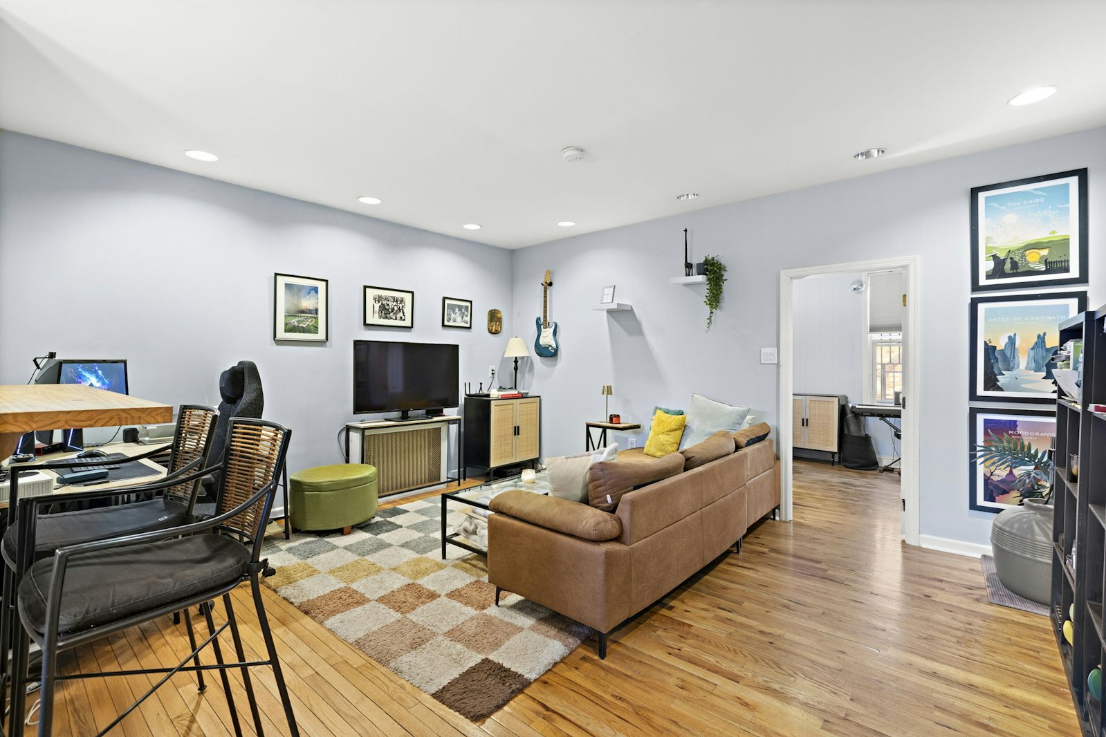 Photo 1 of 358 14th St 1, Hoboken, New Jersey, $599,000, Web #: 23355821