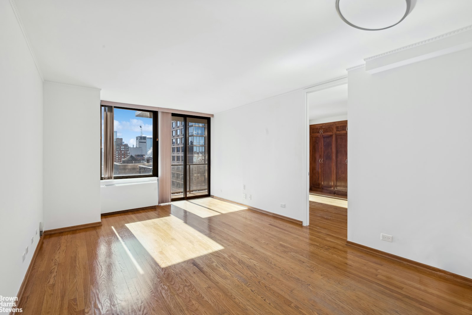 Photo 1 of 161 West 61st Street 26H, Upper West Side, NYC, $5,000, Web #: 23356181