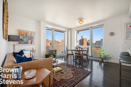 88 Morningside Avenue 11B, Upper Manhattan, NYC - 2 Bedrooms  
2 Bathrooms  
4 Rooms - 