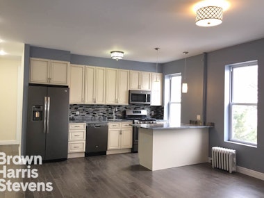 21 -12 23rd Drive 2, Astoria, Queens, NY - 3 Bedrooms  
1.5 Bathrooms  
6 Rooms - 