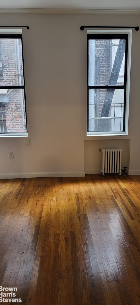 Photo 1 of 34 East 4th Street 2Rw, Noho, NYC, $3,650, Web #: 23372581