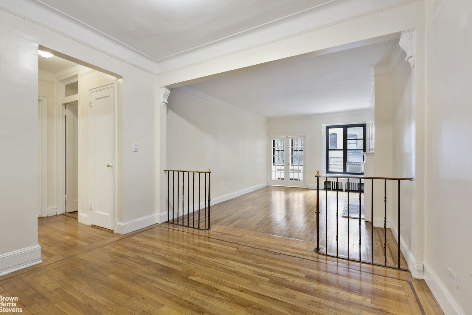 Photo 1 of 530 East 88th Street 2C, Upper East Side, NYC, $4,850, Web #: 23376093