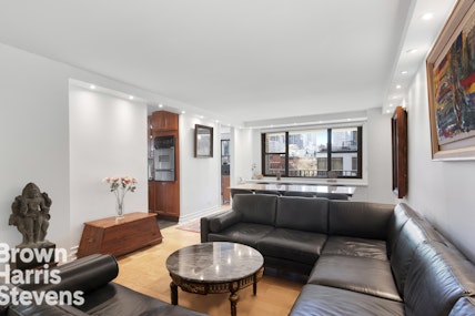 401 East 89th Street 7A, Upper East Side, NYC - 3 Bedrooms  
2.5 Bathrooms  
5 Rooms - 