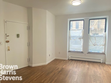 167 West 136th Street, Upper Manhattan, NYC - 1 Bedrooms  
1.5 Bathrooms  
3 Rooms - 