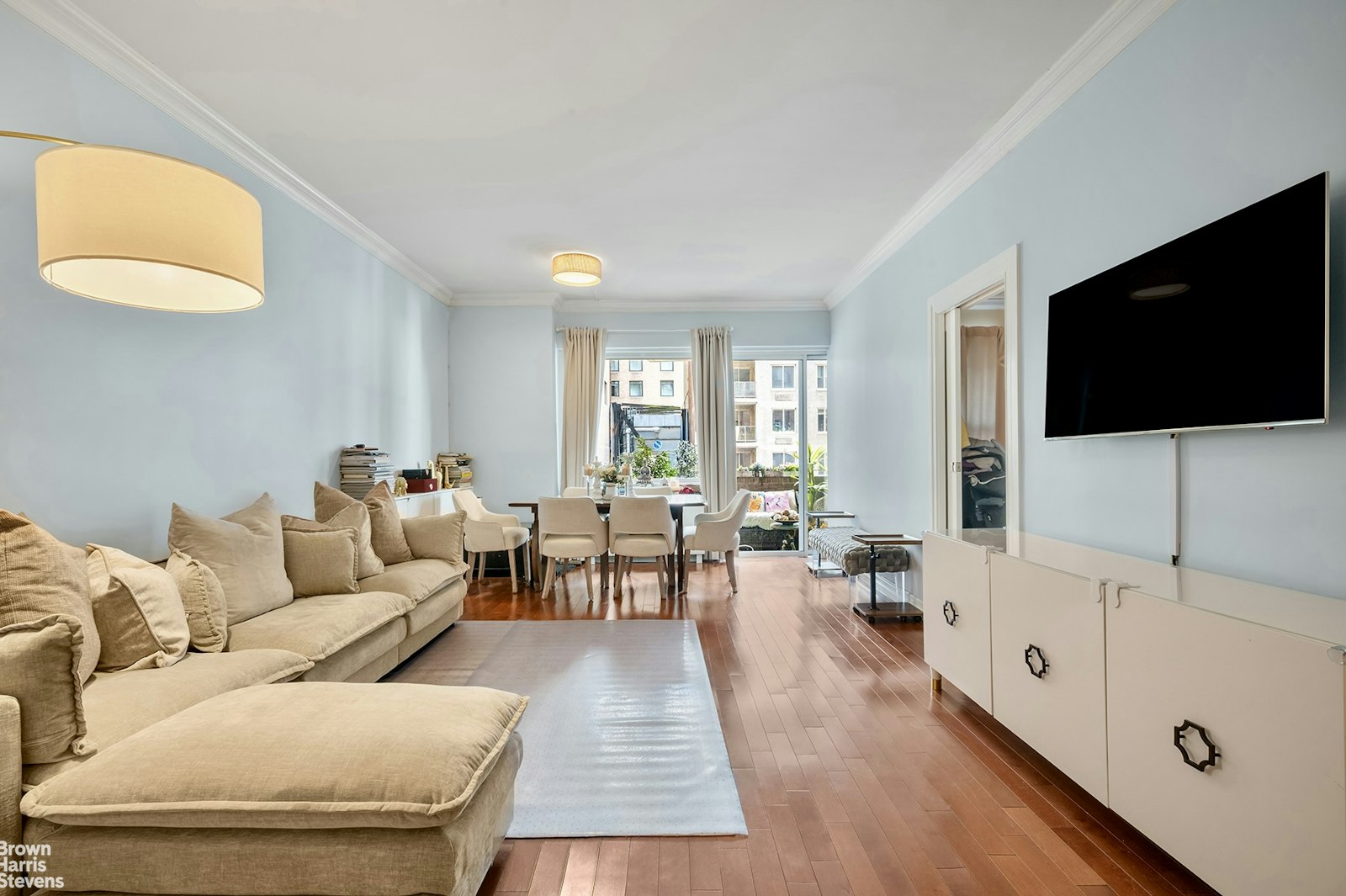 Photo 1 of 58 West 58th Street, Midtown West, NYC, $7,950, Web #: 23410239