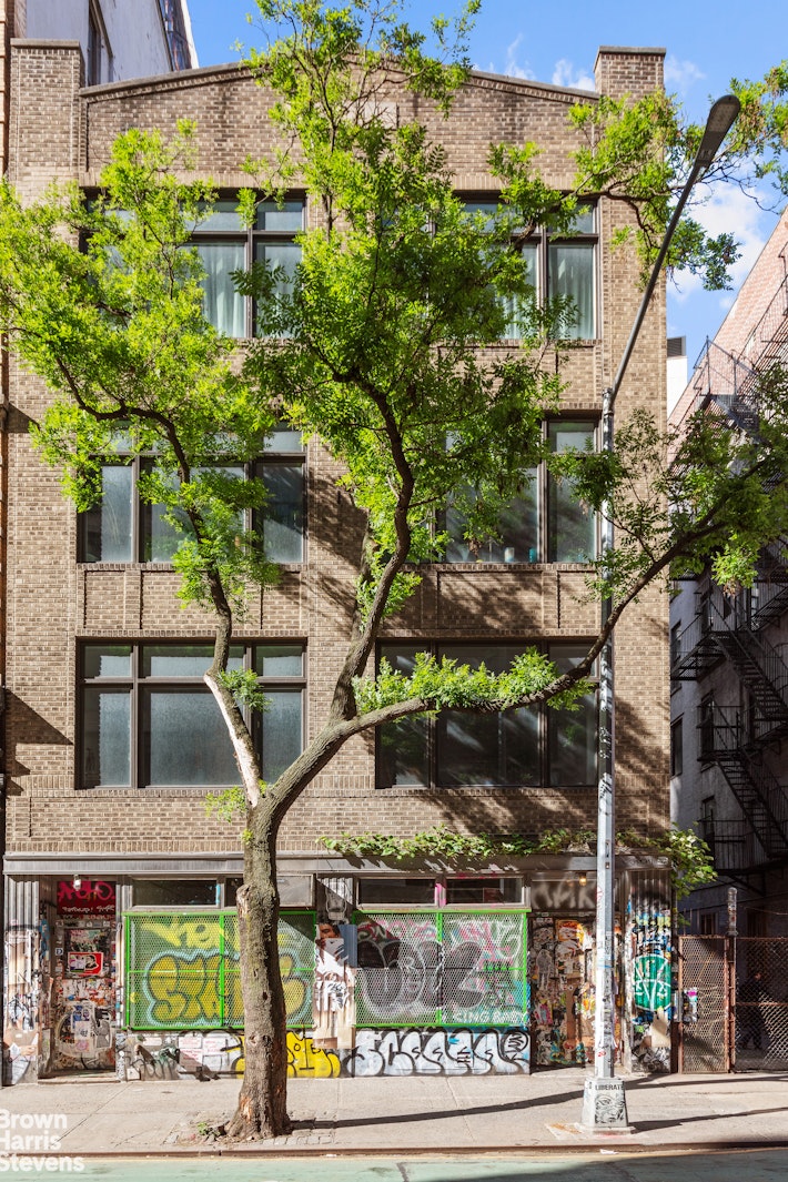 Photo 1 of 41 Bleecker Street, Noho, NYC, $2,700,000, Web #: 23410522