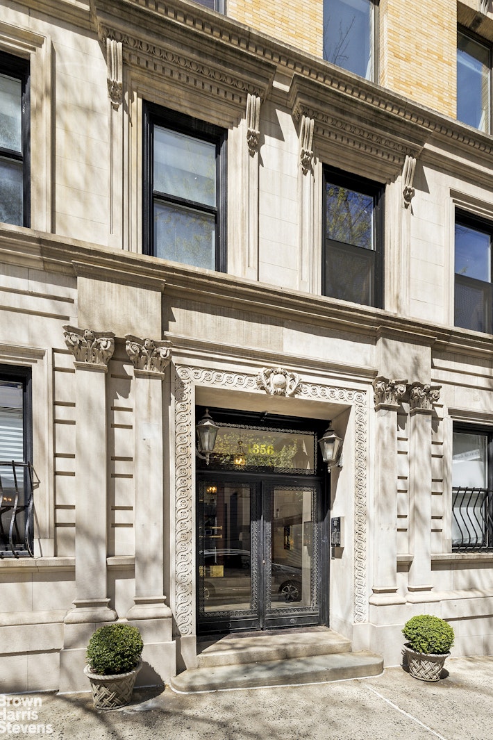 1356 Madison Avenue Carnegie Hill New York NY 10128