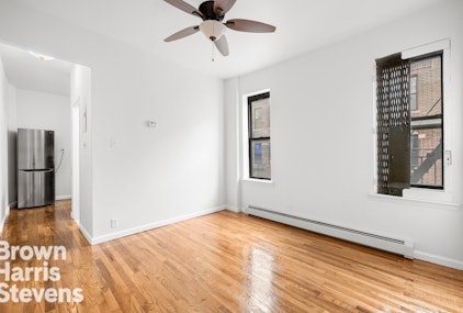 578 Ralph Ave, Weeksville, Brooklyn, NY - 1 Bedrooms  
1 Bathrooms  
4 Rooms - 