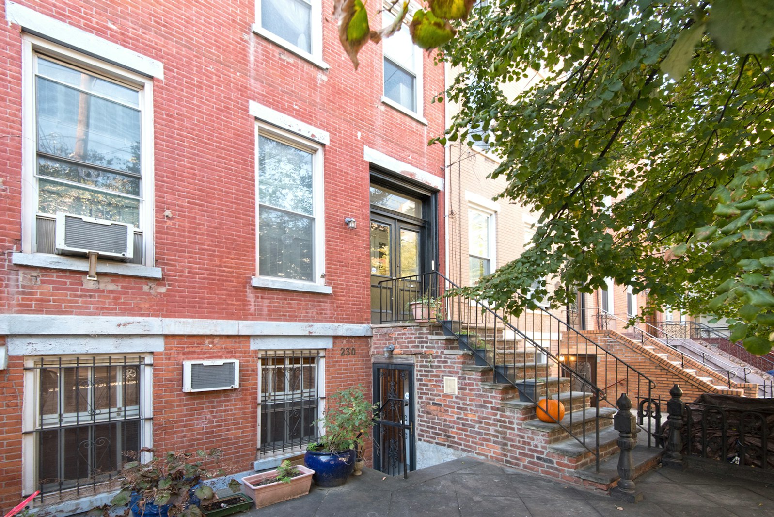 Photo 1 of 230 Garden Street 1, Hoboken, New Jersey, $1,575, Web #: 23428587